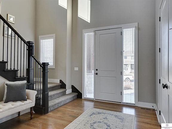 4th image of 11707 Cooper Cir