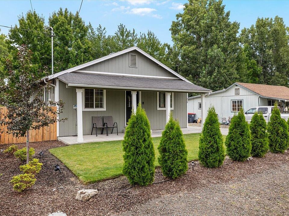 1st image of 313 Berrydale Ave