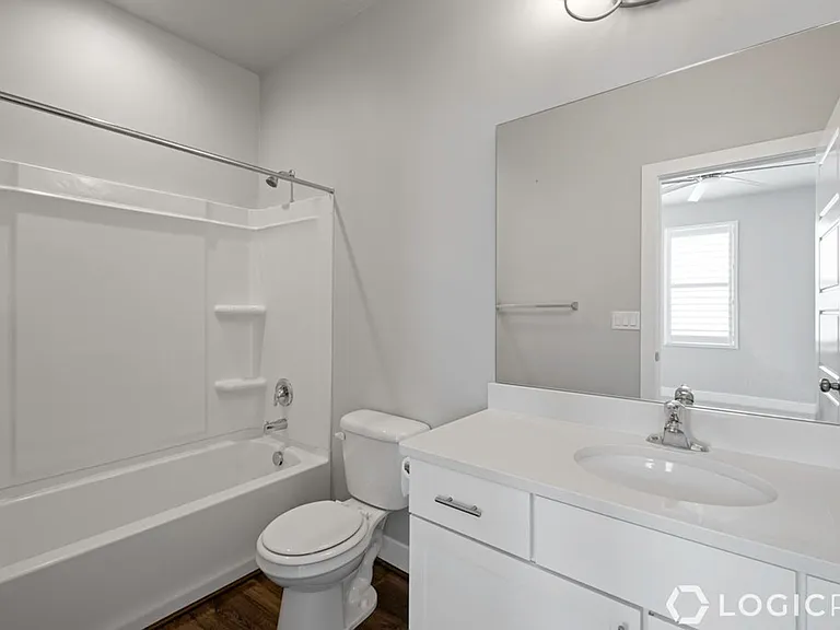 7862 S 5440 W — Photo 17