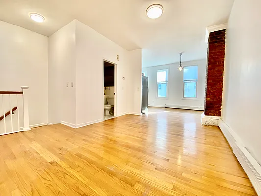 Rented by Compass | media 12