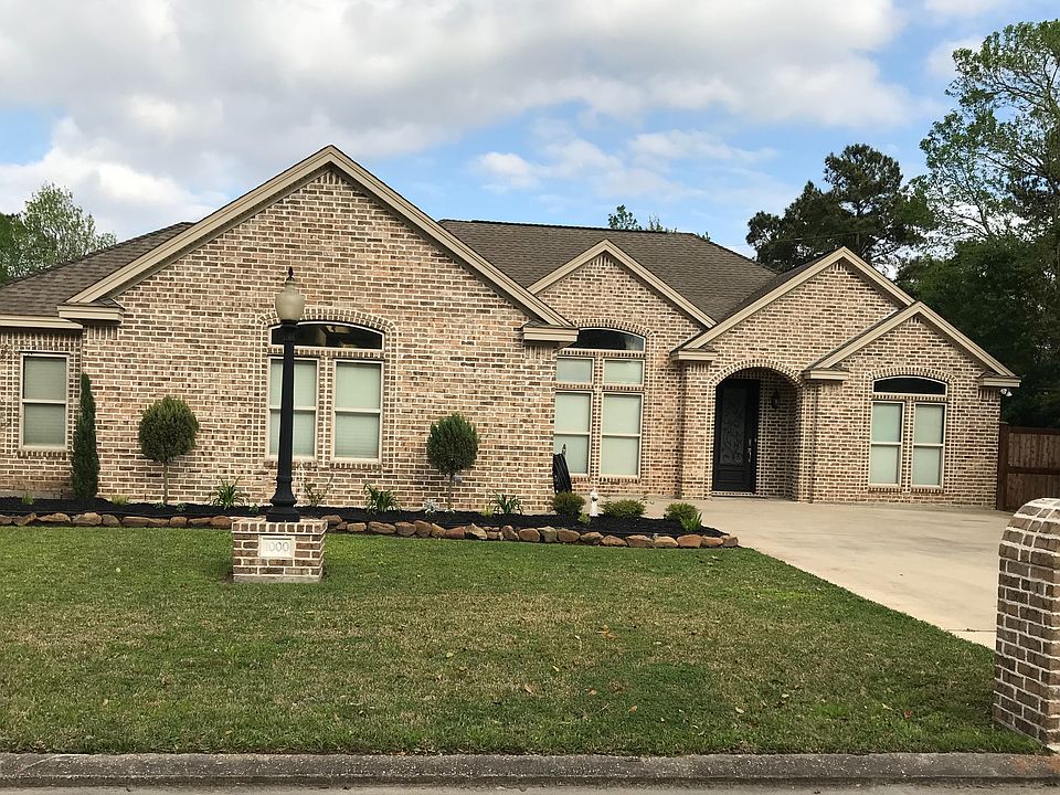 1st image of 1000 Charlotte Ln