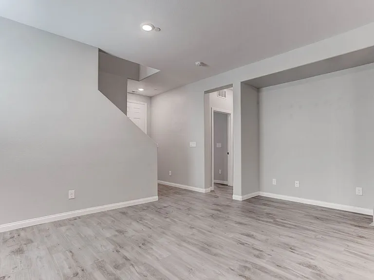 2648 Montesilvano Pl — Photo 4