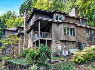 3226 Peakwood Dr SW, Roanoke, VA 24014