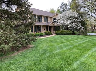 18 Lost Valley Ct, Saint Peters, MO 63376