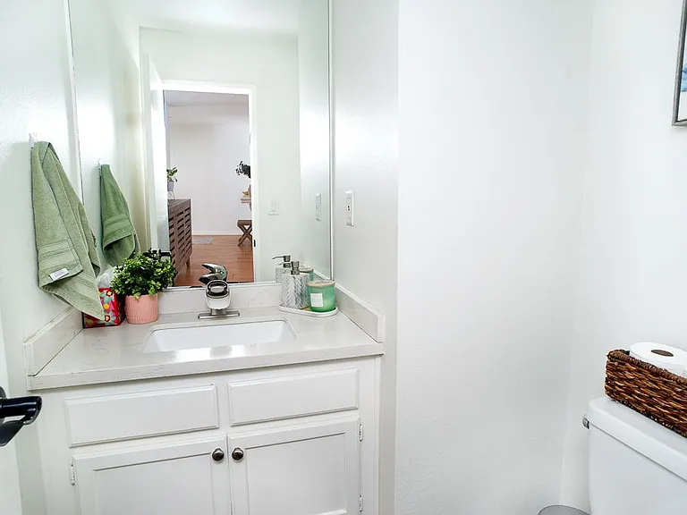 18200 Andrea Cir S #3 — Photo 13