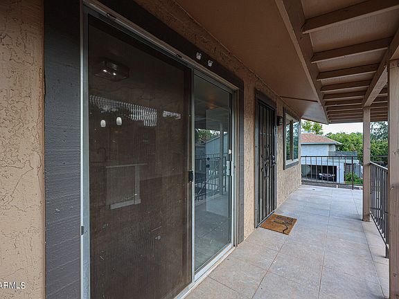3rd image of 1085 N 84TH Place