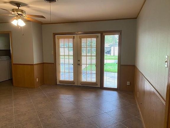 5th image of 2125 Shady Ln
