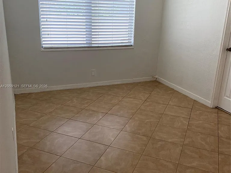 5616 Arthur St #S — Photo 9