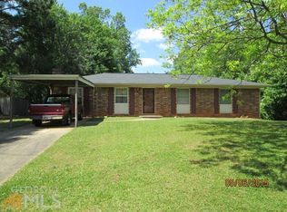 5845 Hammond Dr, Norcross, GA 30071