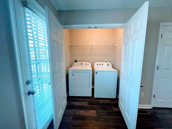5th image of 227 Margate Dr
