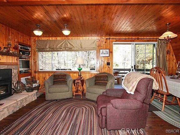 3rd image of 32809 Richmond Dr
