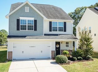 520 Hadlow St, Fuquay Varina, NC 27526