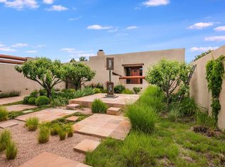 18 Vista Hermosa, Santa Fe, NM 87506