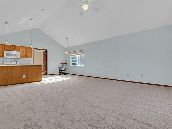 5th image of 1252 Amberlea Dr W #4