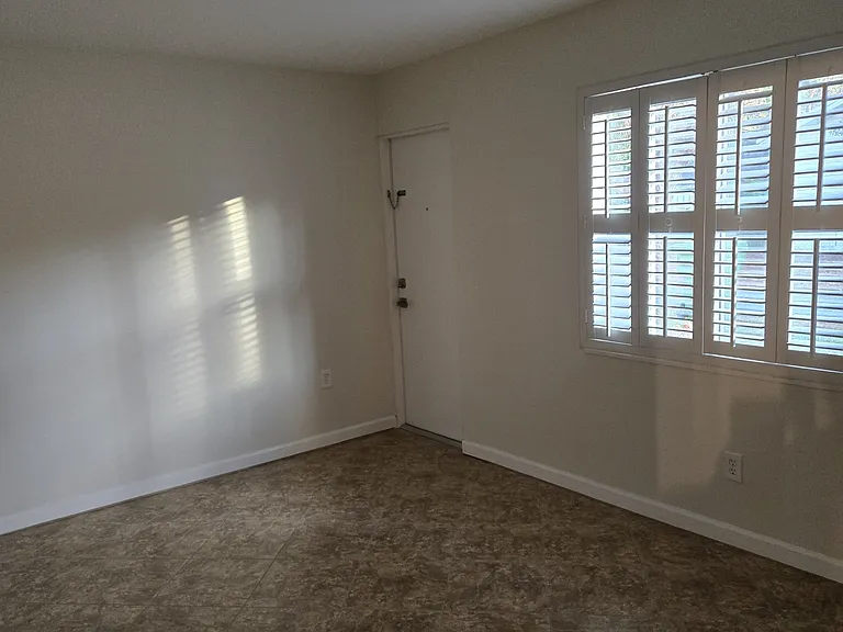 2304 Ringling Blvd #117 — Photo 15