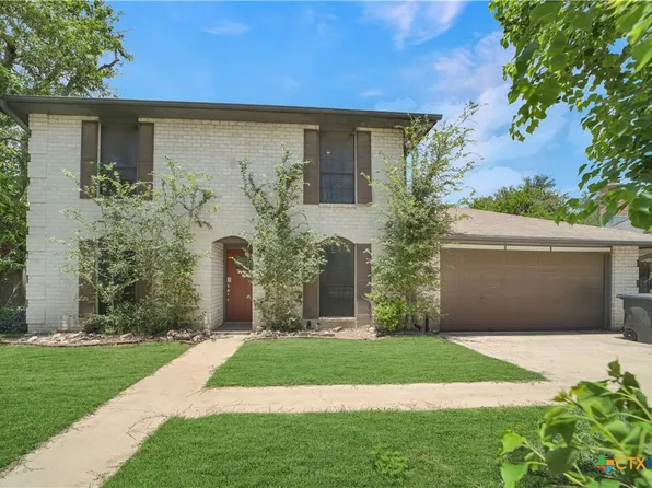 749 Summerwood Dr, New Braunfels, TX 78130