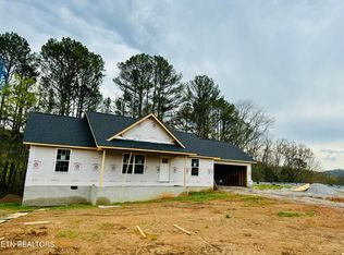 250 Milo Cir, Tazewell, TN 37879