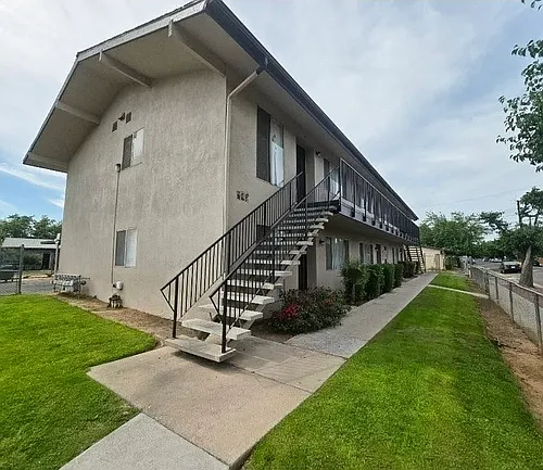 3317 N Pleasant Ave Photo 1