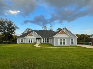 220 Hidden Lakes Trl, Defuniak Springs, FL 32433