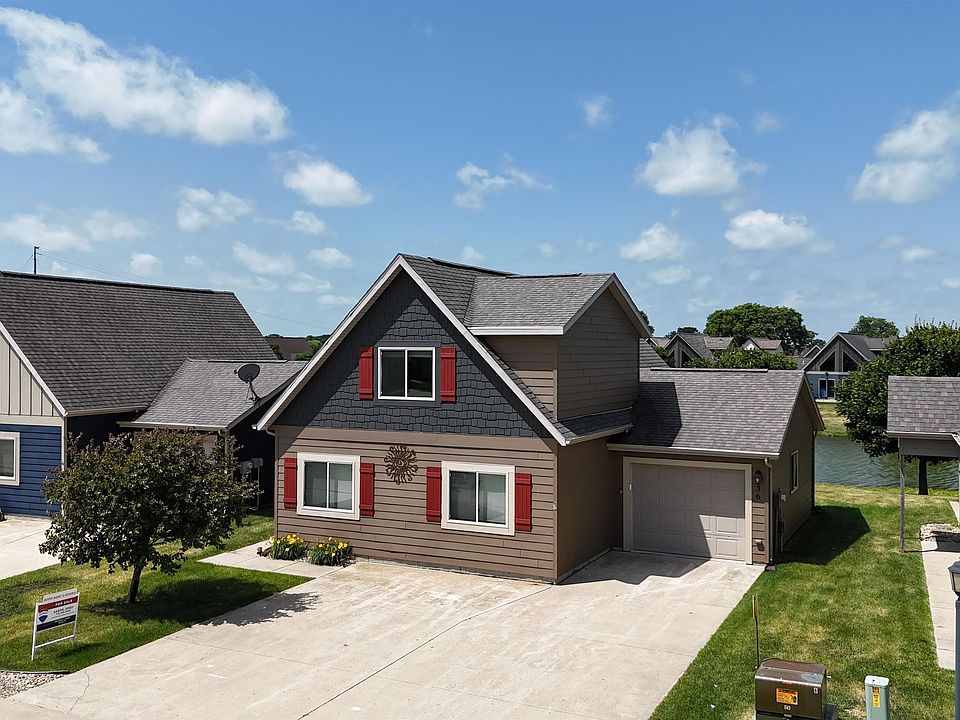 1st image of 290 240th Ave #36