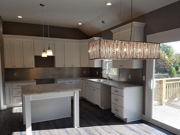 5th image of 13157 Copperwood Dr
