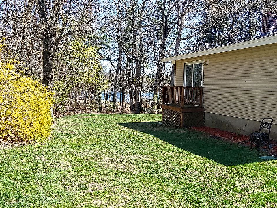 2nd image of 91 Fort Meadow Dr