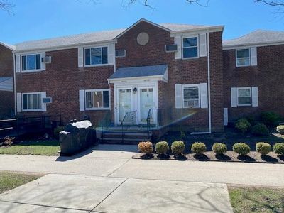 263-17 74th Avenue #E-2, Glen Oaks, NY, 11004
