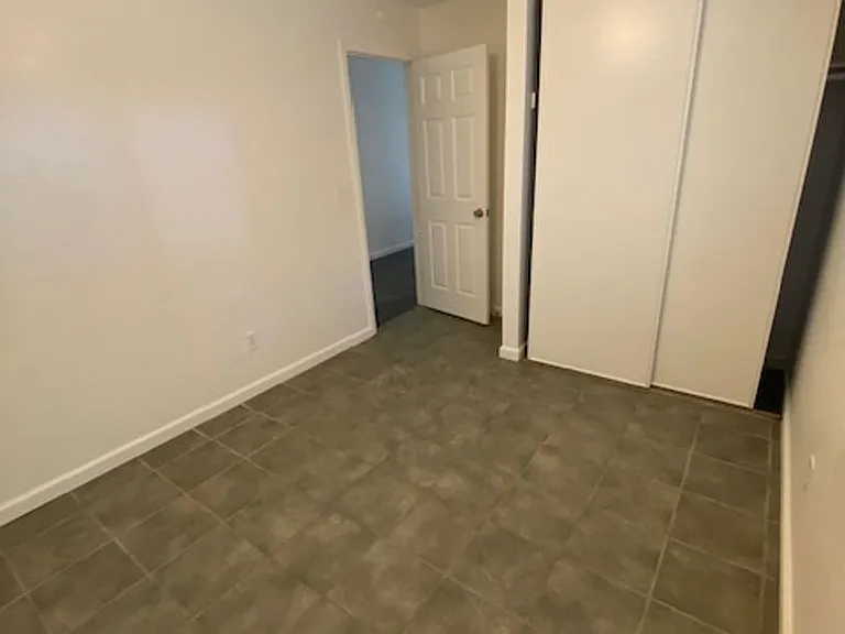 118 Raleigh Dr — Photo 16