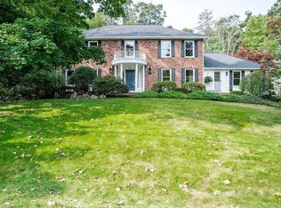 337 Marbleridge Rd, North Andover, MA 01845