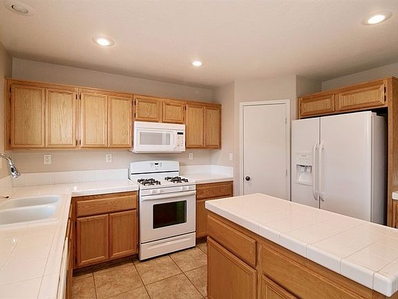 4th image of 5580 Coral Gate St