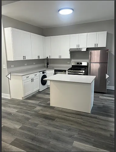 948 N Damen Ave #1R Photo 1