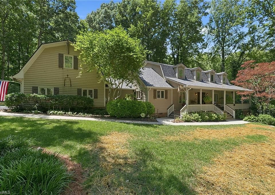1st image of 5500 Deering Pl
