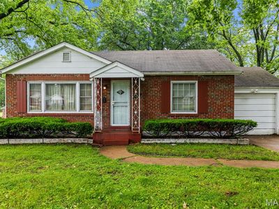 1988 Driftway Dr, Saint Louis, MO, 63114