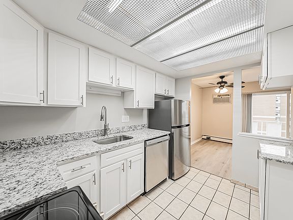 2nd image of 11406 Clifton Blvd Office Cp607