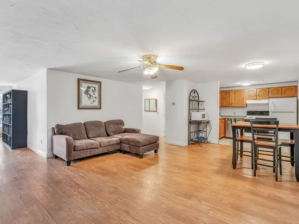 19 Church St APT B4, North Attleboro, MA 02760