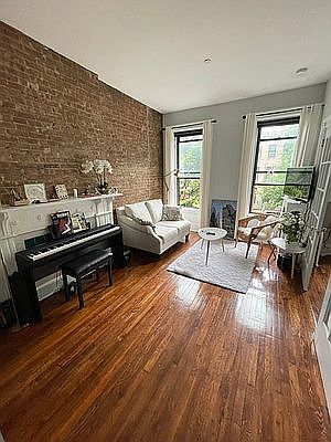 1st image of 55 W 82nd St APT 4A