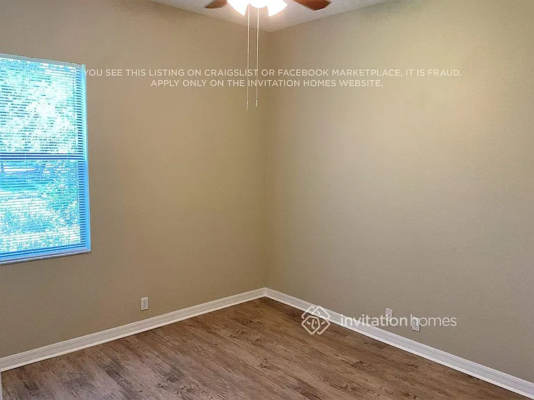 1102 Brambling Ct — Photo 9