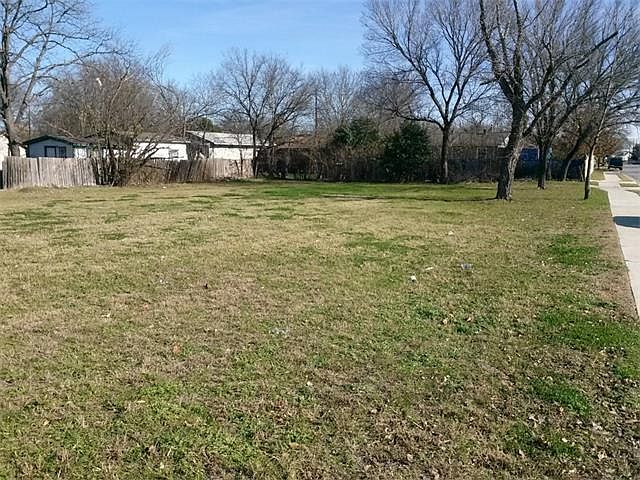 2nd image of 1013 Vargas Rd