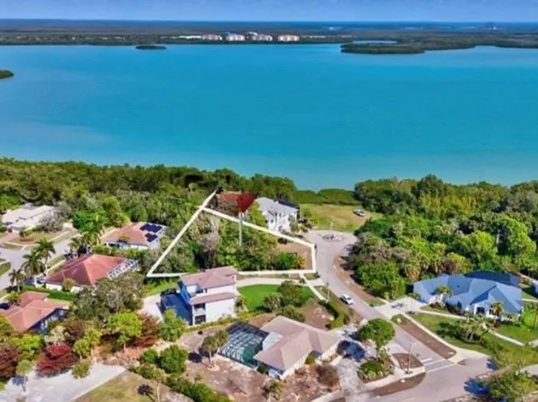 1820 April Ct, Marco Island, FL 34145