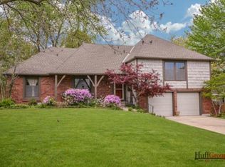 12104 Summit St, Kansas City, MO 64145