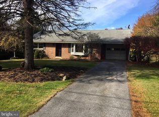 113 New Haven Dr, Lititz, PA 17543