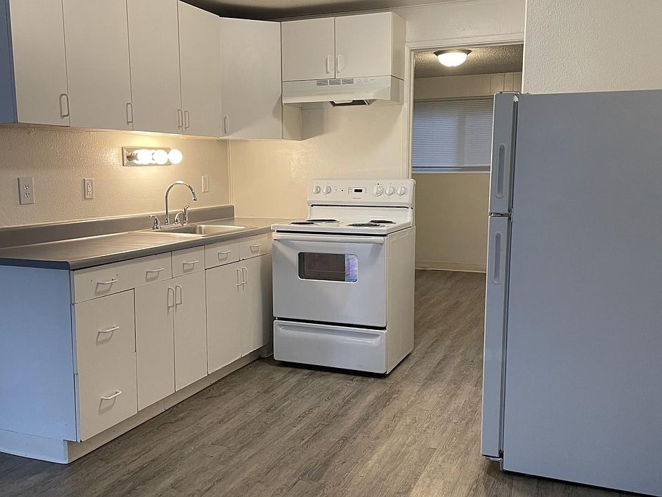 1st image of 6533 150th St SW #195