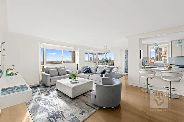 Sold by Keller Williams NYC | media 20