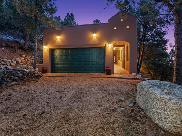 80 La Barbaria Rd, Santa Fe, NM 87505