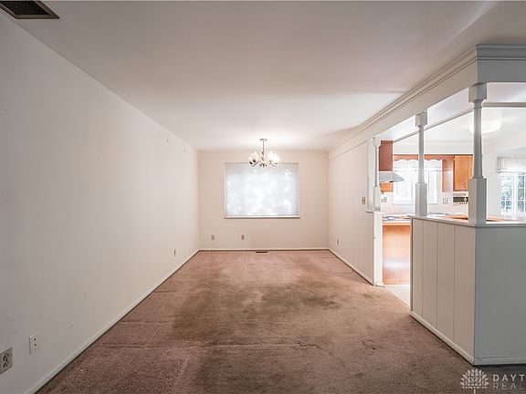 5th image of 2248 Belloak Dr