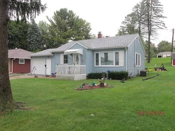 861 S Rusk Ave, Viroqua, WI 54665
