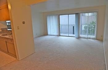 3rd image of 2157 Carlmont Dr APT 2