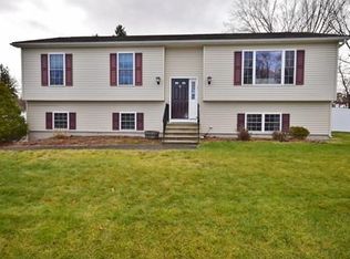 17 Russell Ter, Chicopee, MA 01020