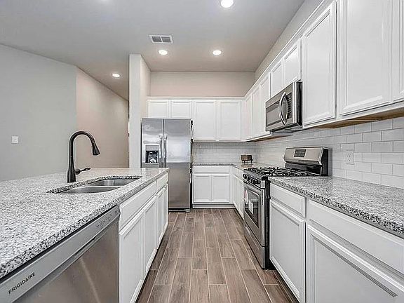 5th image of 4947 Hitchings Ct