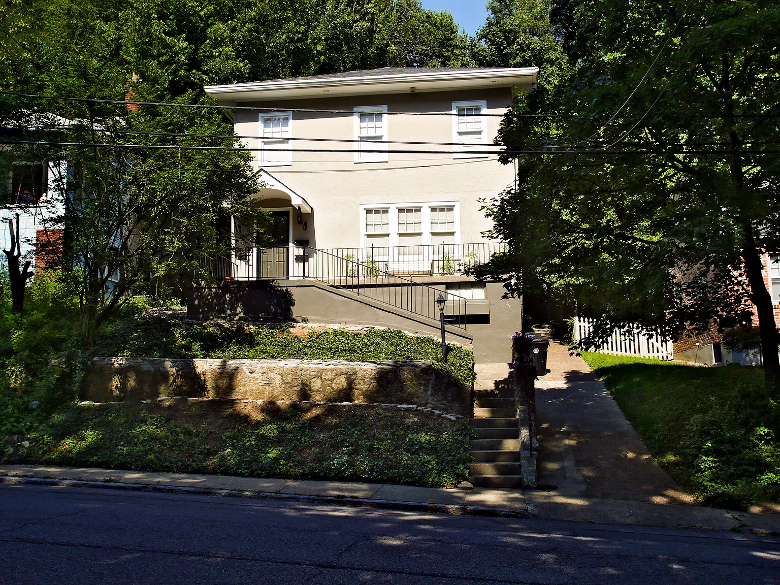 1 bed, 1000 sqft, $1,485 — Photo 1